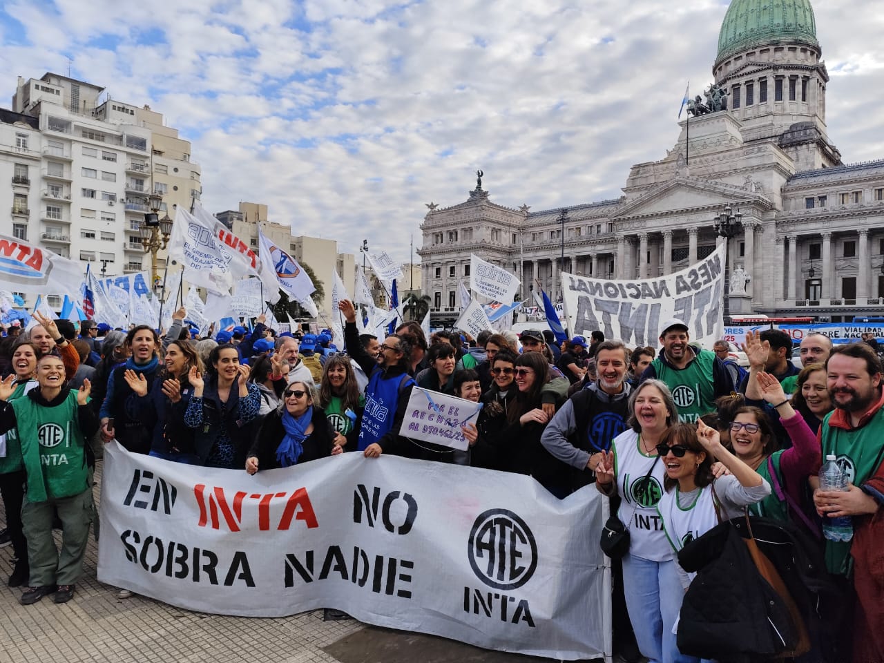 ¿Y los tres poderes? Despidos en INTA, el INASE y el INV