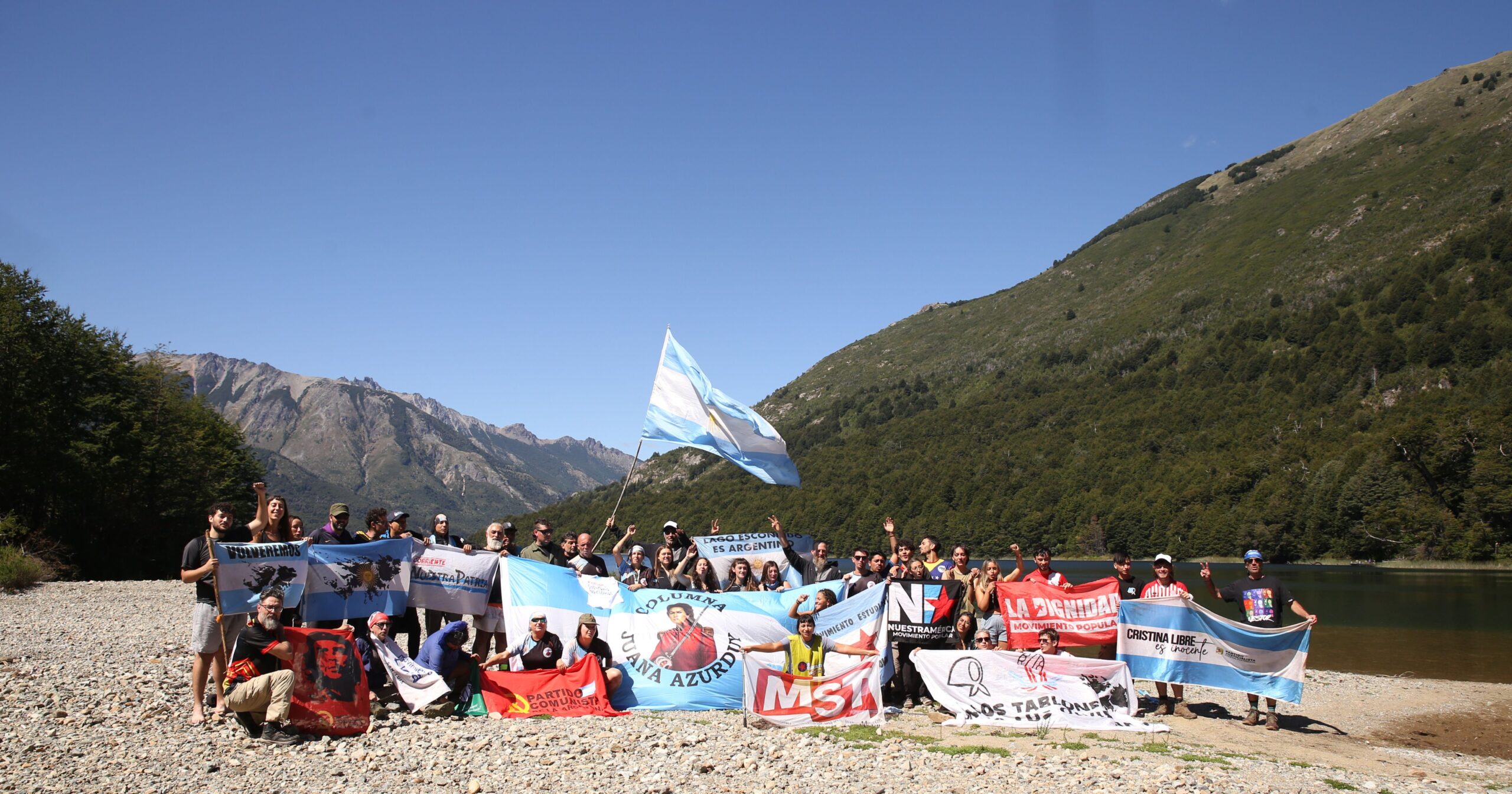 Atacaron a la columna Juana Azurduy en Lago Escondido